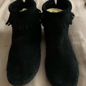 Minnetonka Suede Moccasin